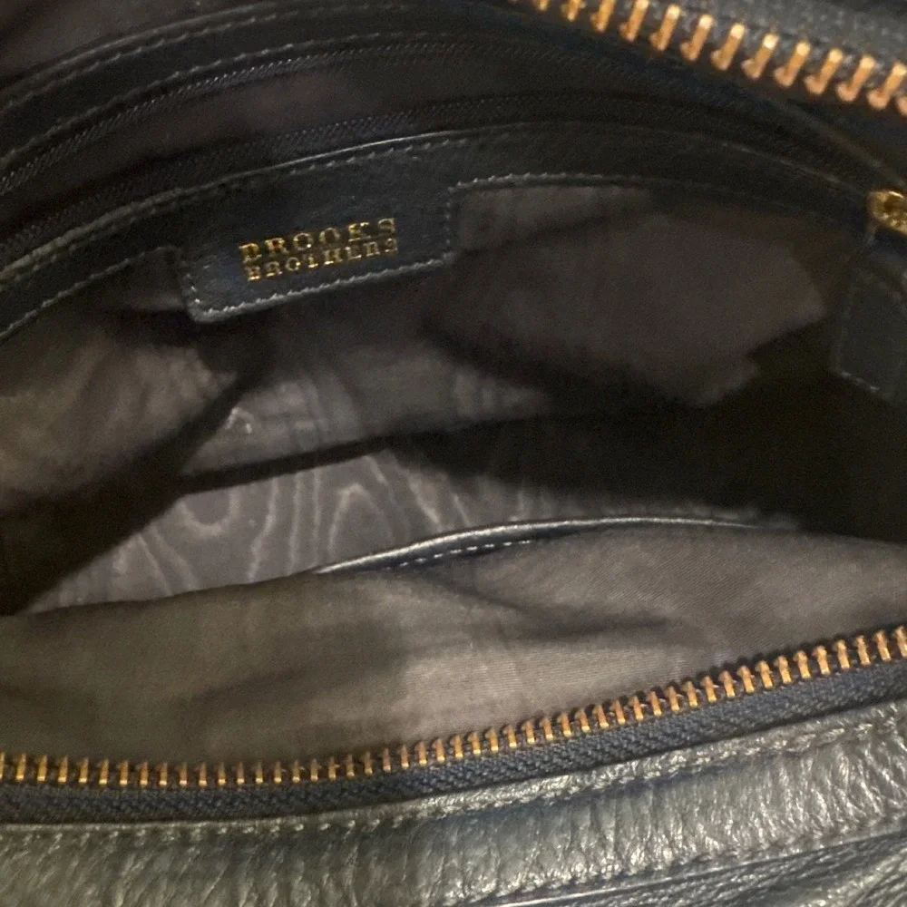 Brooks Brothers Navy Blue Pebbled Leather Hobo Shoulder Bag Gold Tone Hardware